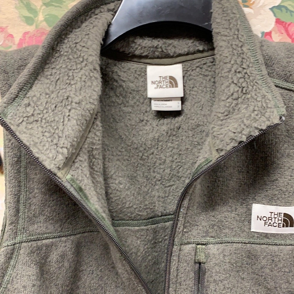 The North Face Men's Gordon Lyons Vest - Picture 7 of 13